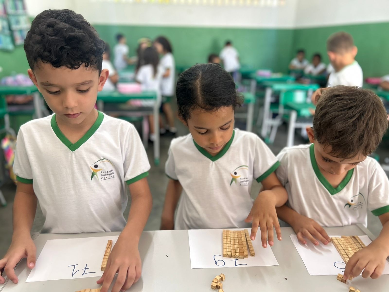 Aprender é somar conhecimentos.