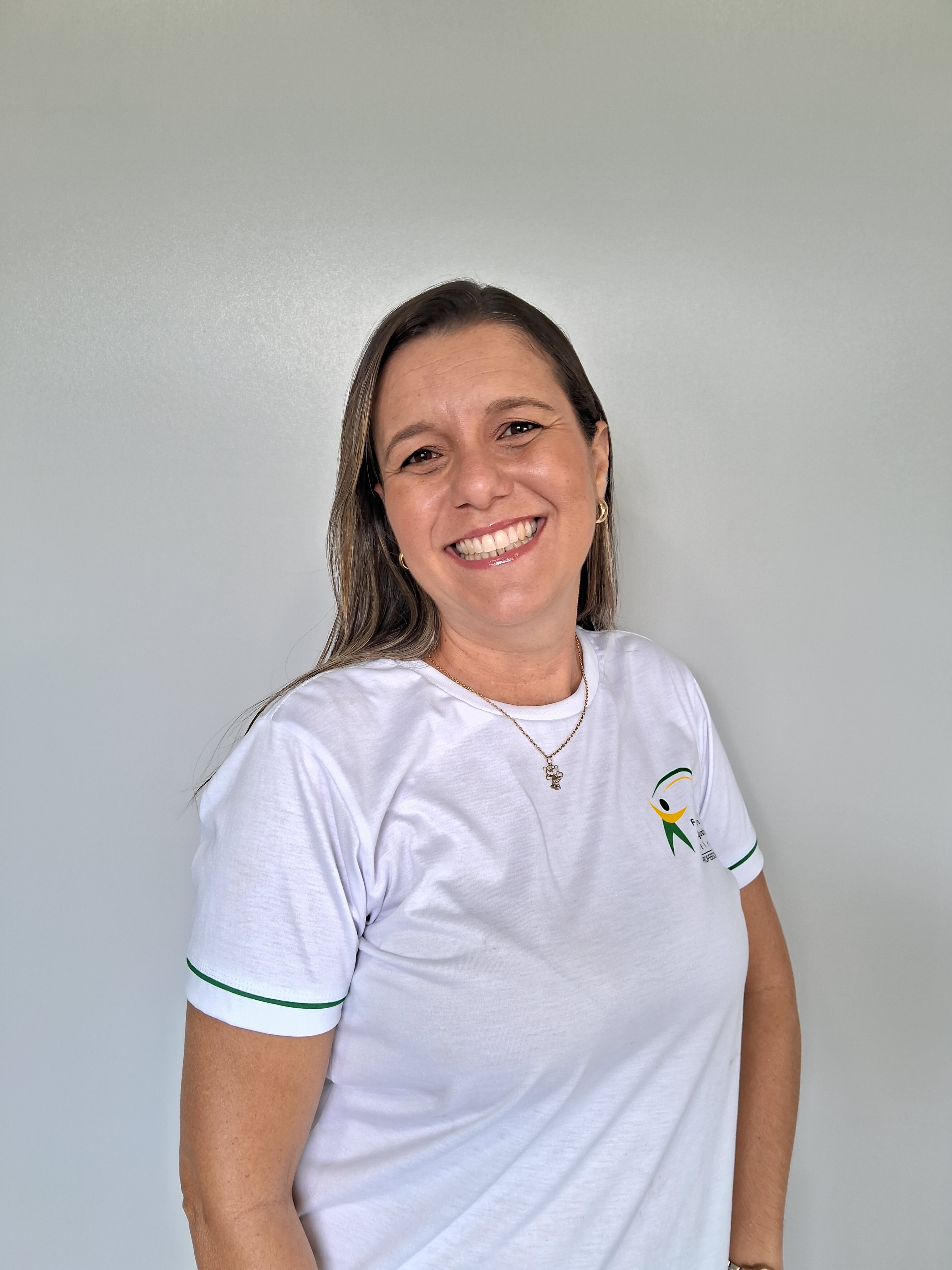 MARLISE QUEIROZ